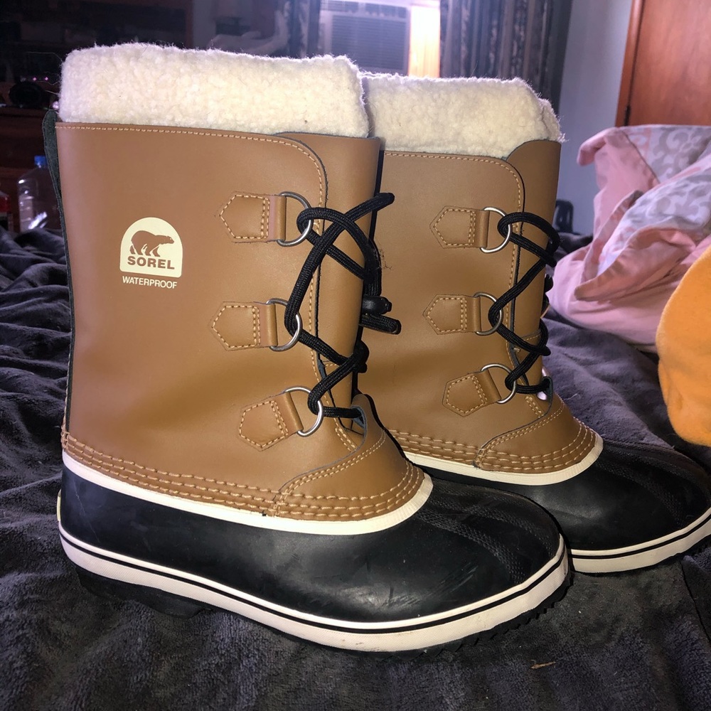 Sorel waterproof boots